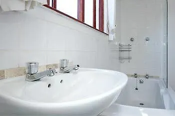 Penny Lane Lodge Somerset West Guest house