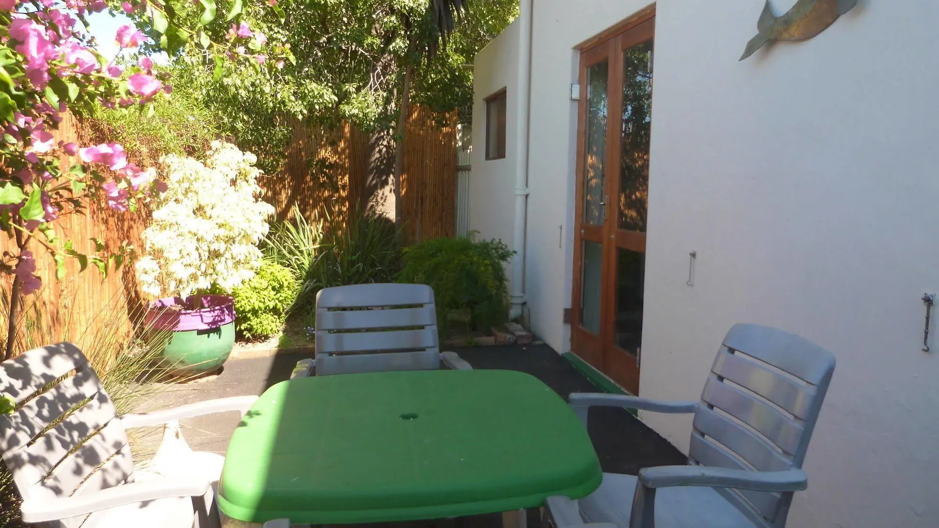 Penny Lane Lodge Somerset West Guest house